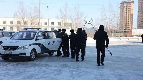 出警爆料歹徒视频播放,歹徒作案瞬间，警方全力追捕